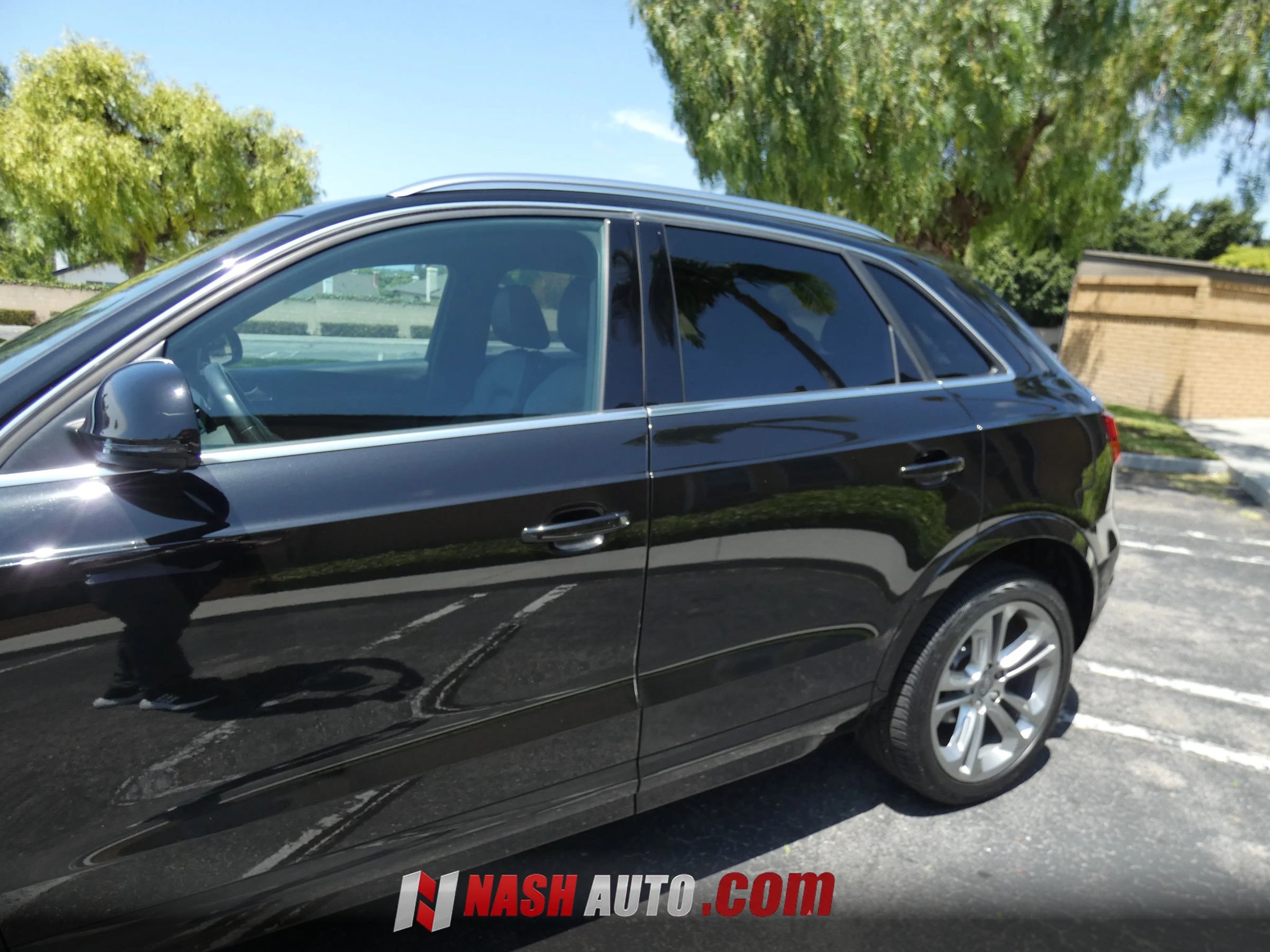 Used 2018 Audi Q3 2.0T Premium Plus w/ Premium Plus Package AWD/4WD image 17