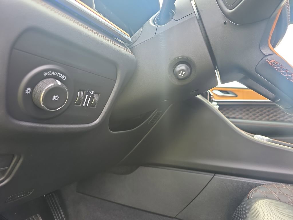 Used 2024 Jeep Grand Cherokee L Summit AWD/4WD image 22