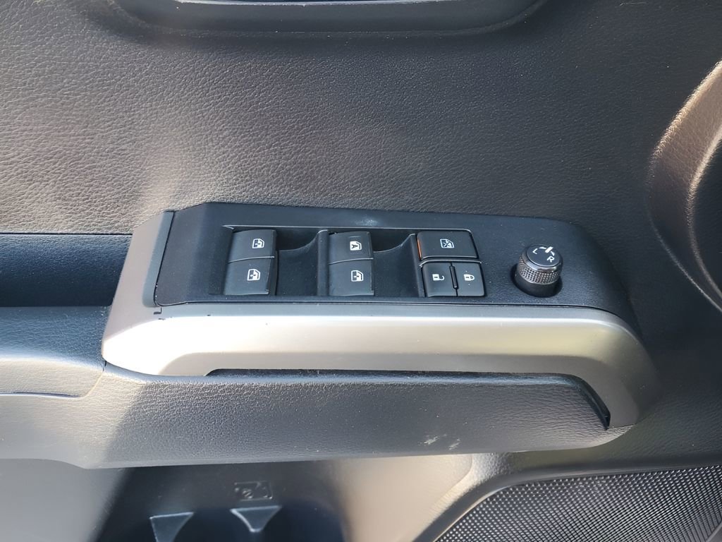 Used 2021 Toyota Tacoma SR5 image 27