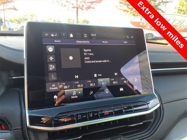 Certified 2022 Jeep Compass Limited image 15