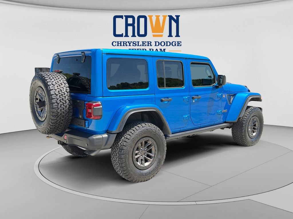 Used 2025 Jeep Wrangler Unlimited Rubicon 392 AWD/4WD image 3