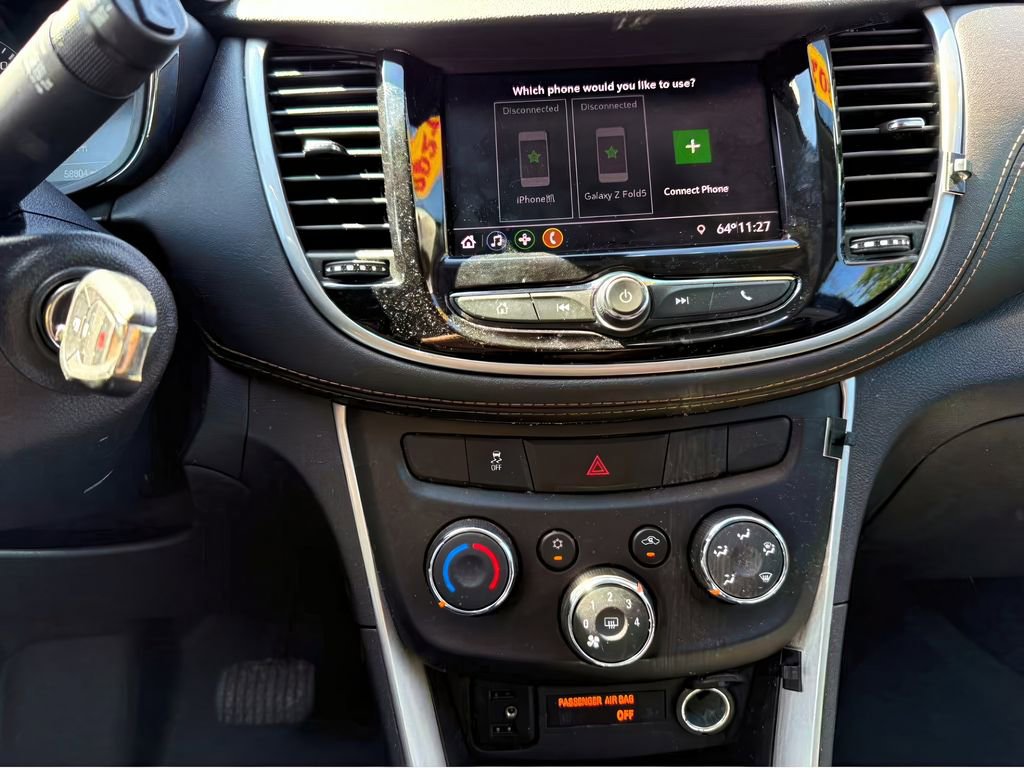 Used 2021 Chevrolet Trax LS w/ Tint and Cruise Package image 17