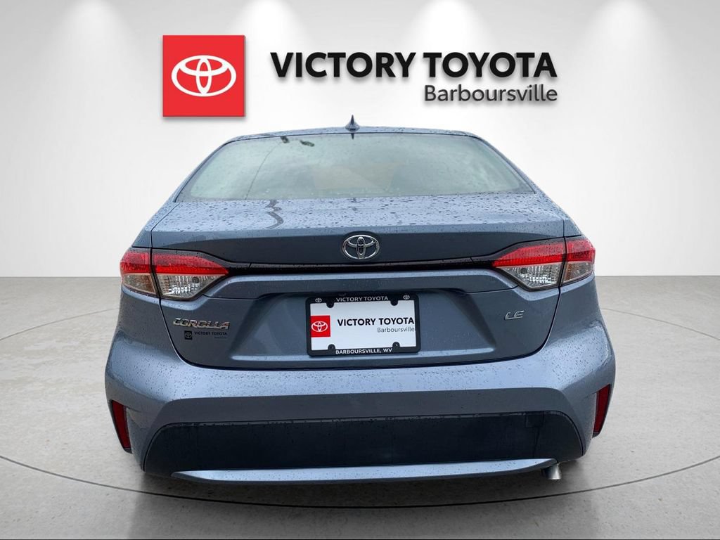 Used 2022 Toyota Corolla LE FWD image 4