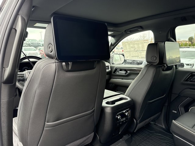 New 2026 GMC Yukon XL Elevation w/ Elevation Premium Package image 8