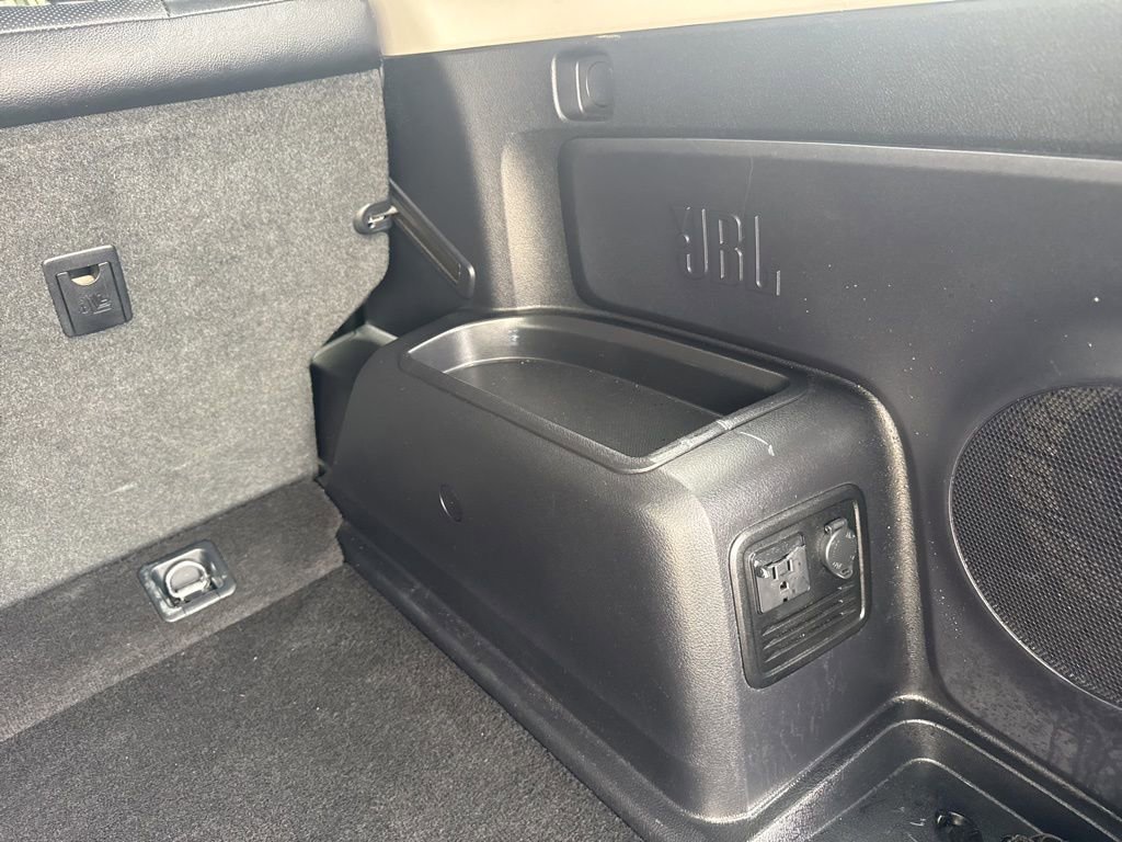 Used 2024 Toyota 4Runner Limited image 9