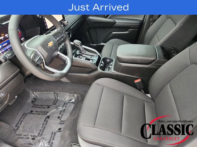 Used 2024 Chevrolet Colorado LT w/ LT Convenience Package II AWD/4WD image 6