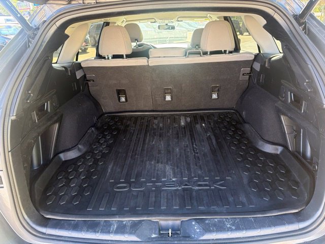 Used 2024 Subaru Outback Premium AWD/4WD image 21
