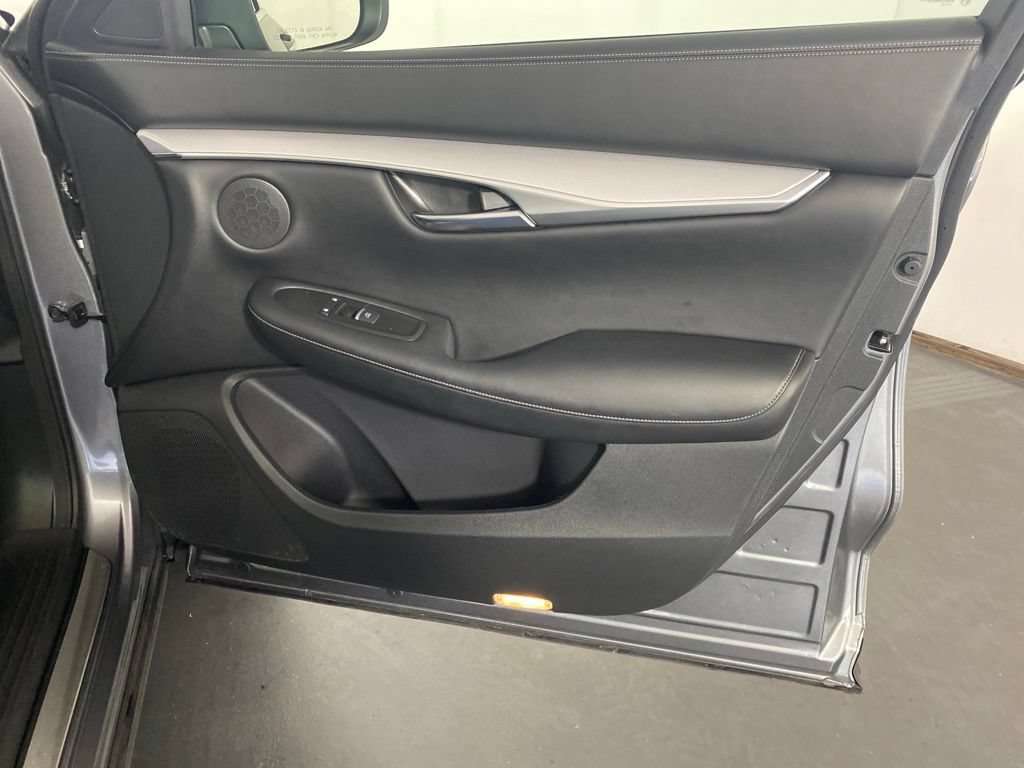 Used 2020 INFINITI QX50 Luxe w/ Navigation Package AWD/4WD image 32