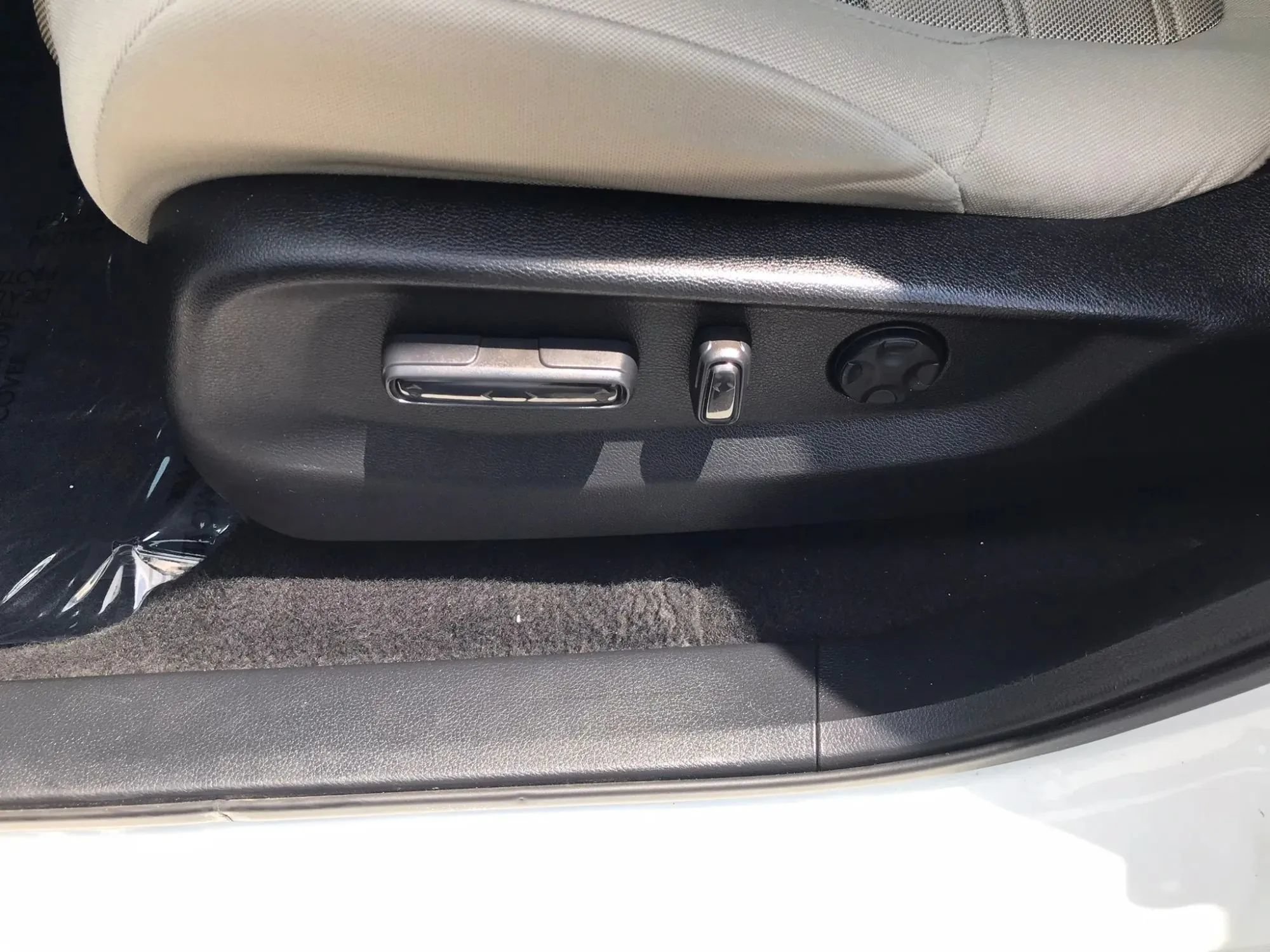 Used 2018 Honda CR-V EX image 16