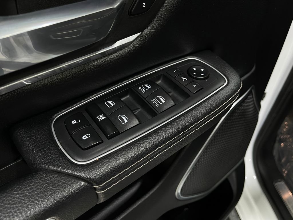 Used 2020 RAM 1500 Laramie image 16