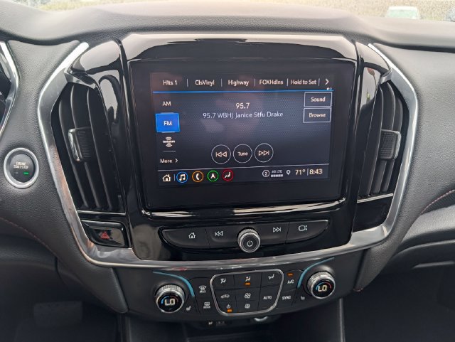 Used 2023 Chevrolet Traverse RS AWD/4WD image 18