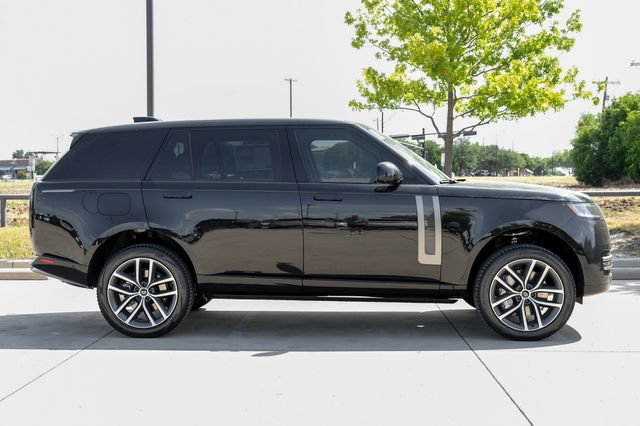 New 2027 Land Rover Range Rover Long Wheelbase SE AWD/4WD image 10