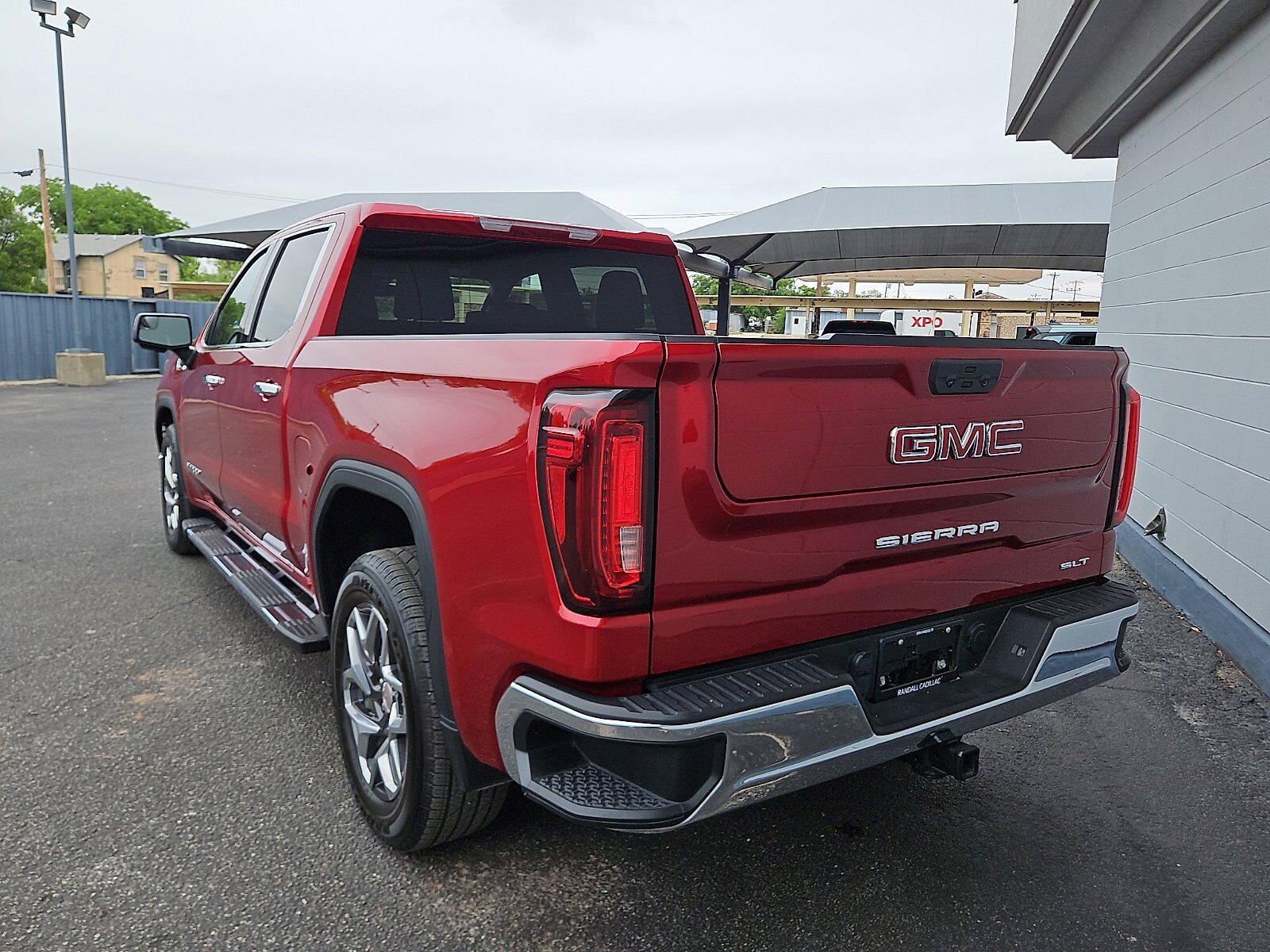 Used 2023 GMC Sierra 1500 SLT RWD image 3