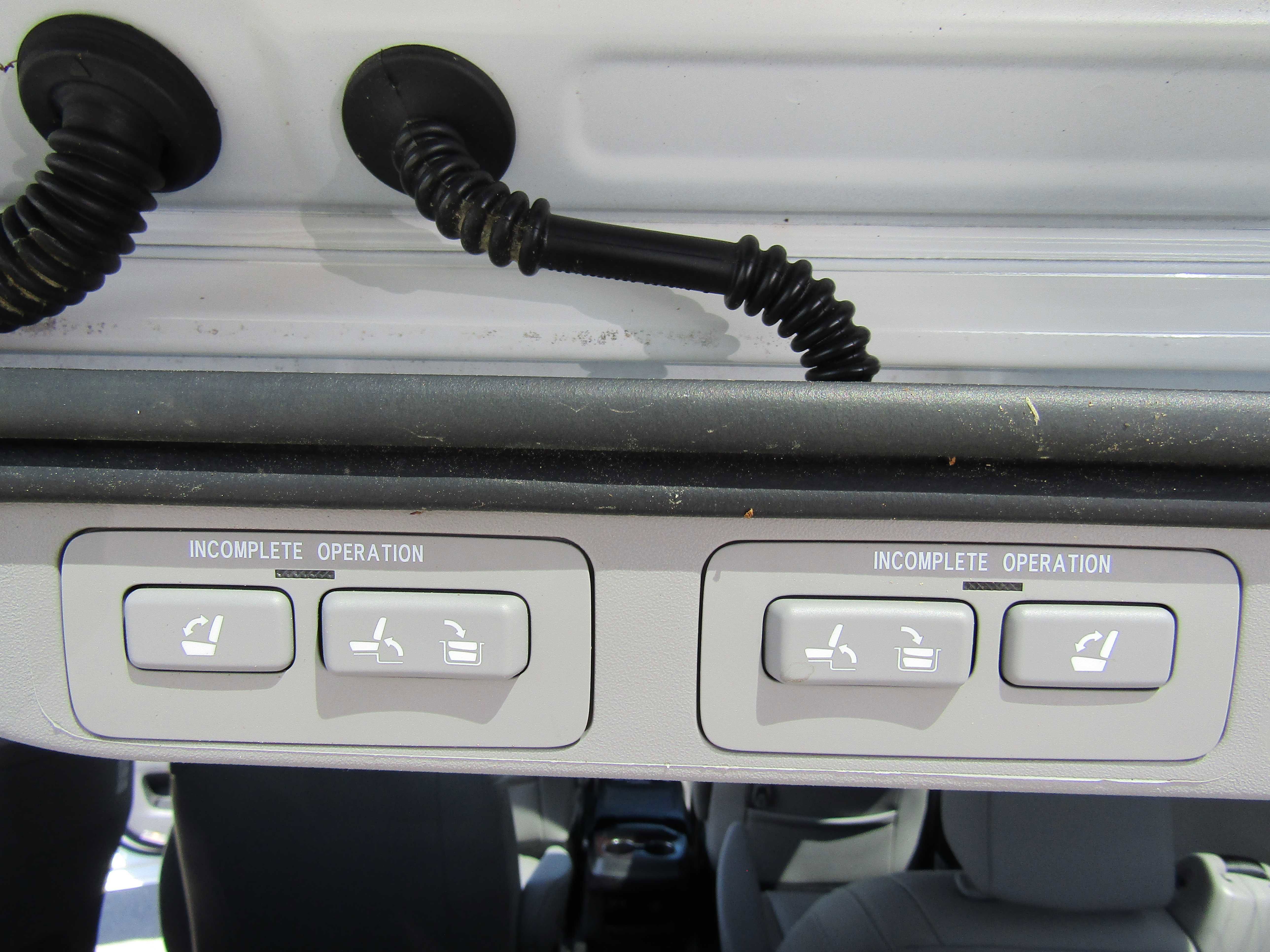 Used 2019 Toyota Sienna Limited FWD image 28