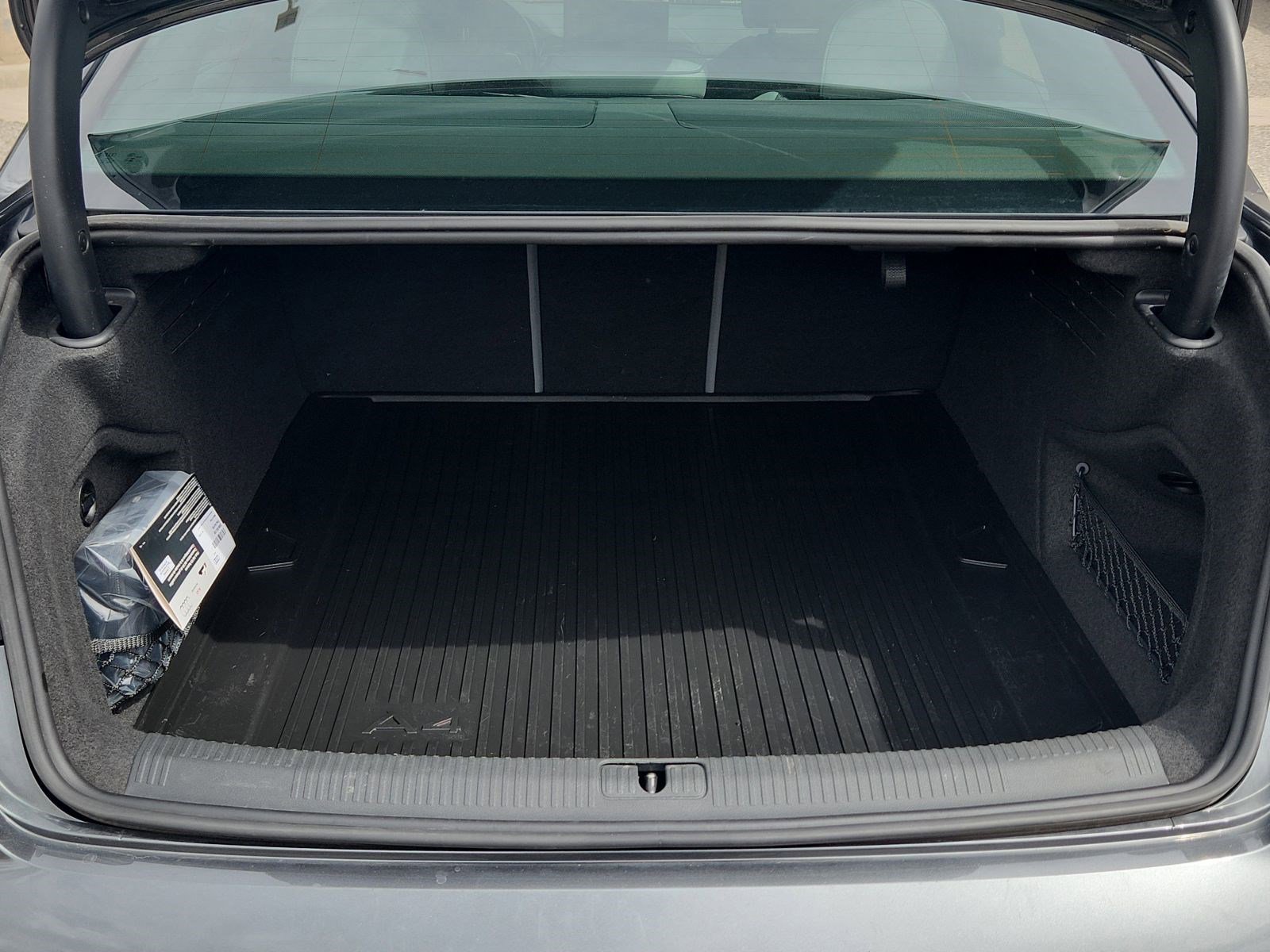 Used 2023 Audi A4 2.0T Premium w/ Convenience Package image 29