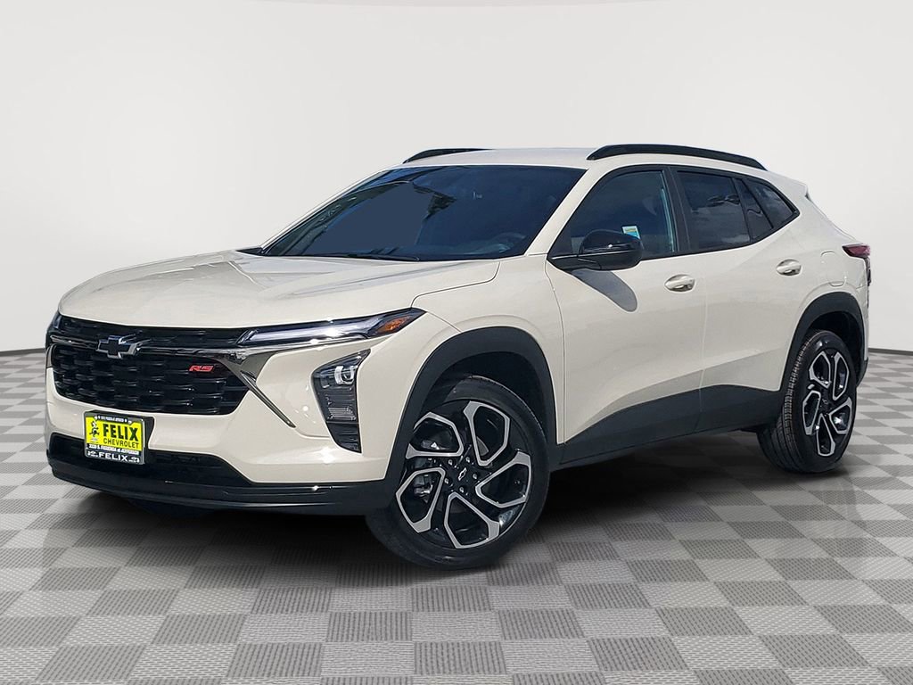 New 2026 Chevrolet Trax RS w/ Driver Confidence Package FWD image 2