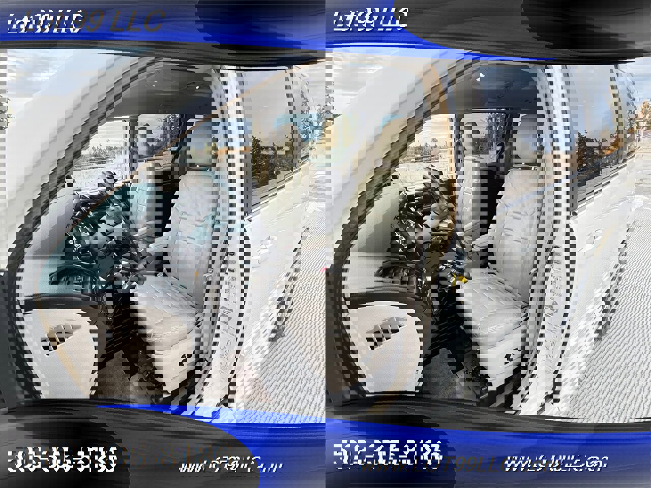 Used 2011 Dodge Grand Caravan Crew image 13