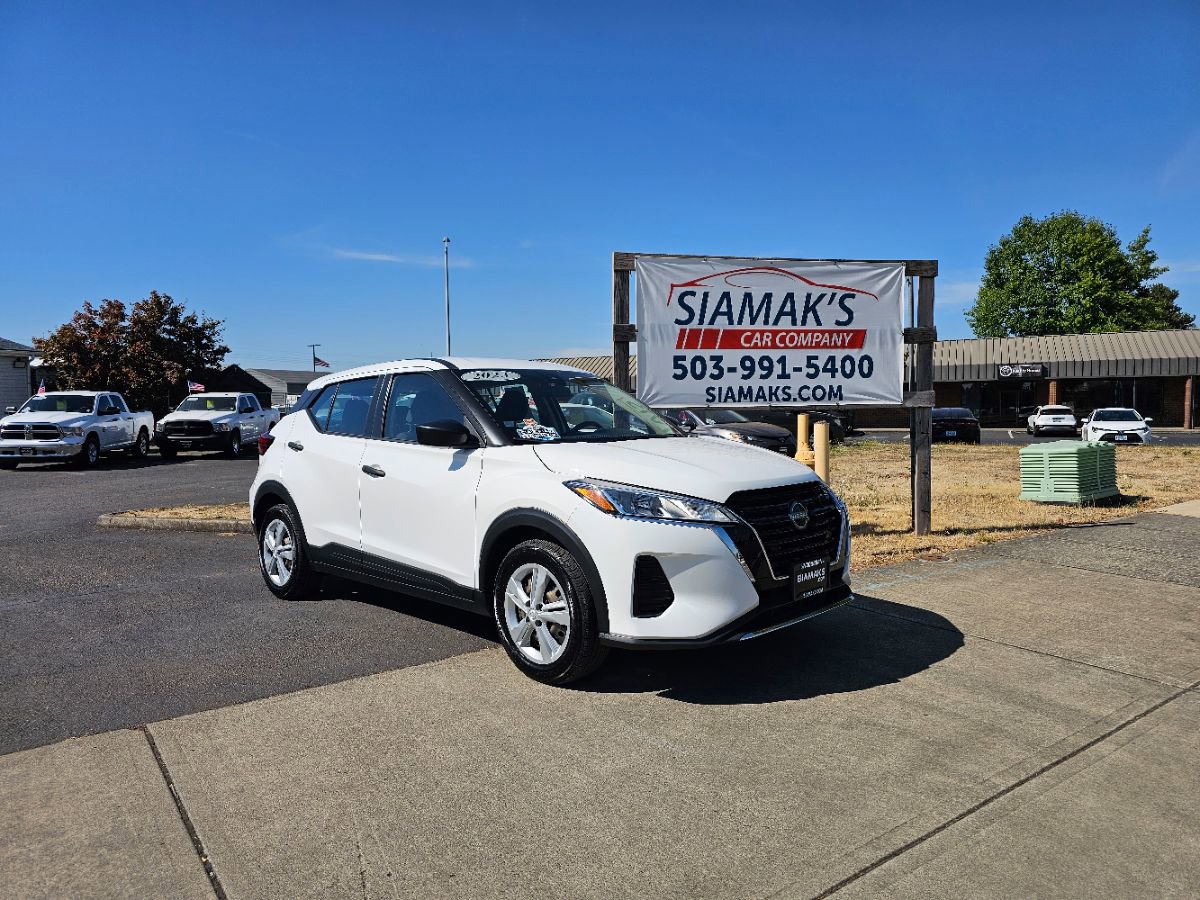 Used 2023 Nissan Kicks S