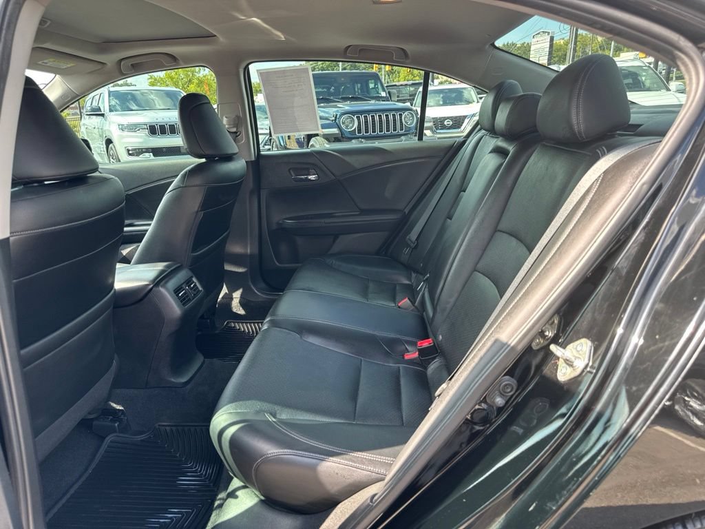 Used 2016 Honda Accord EX-L image 27