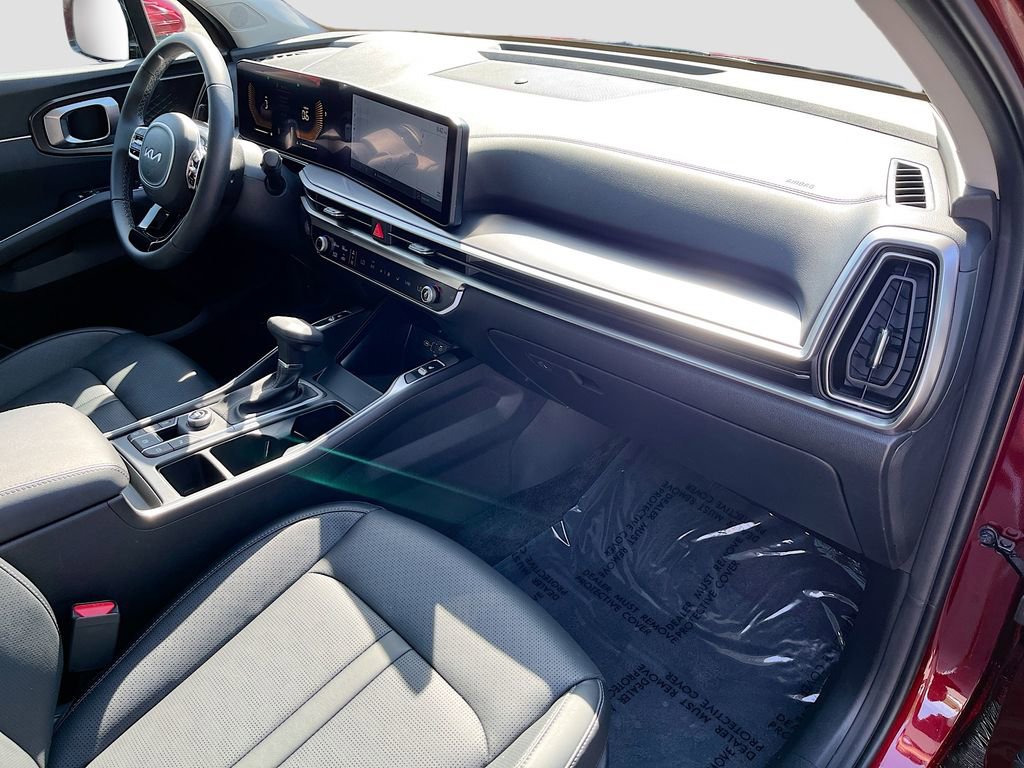 Certified 2025 Kia Sorento S w/ Panoramic Sunroof Package FWD image 36