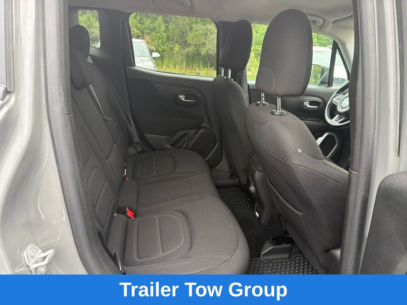 Used 2021 Jeep Renegade Latitude w/ Convenience Group AWD/4WD image 19