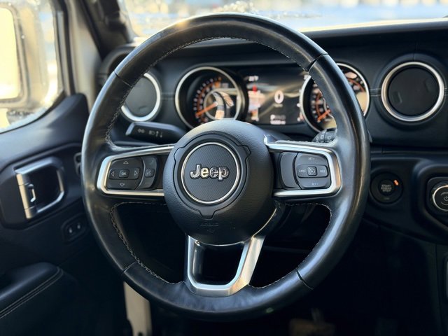Used 2019 Jeep Wrangler Unlimited Sahara image 21