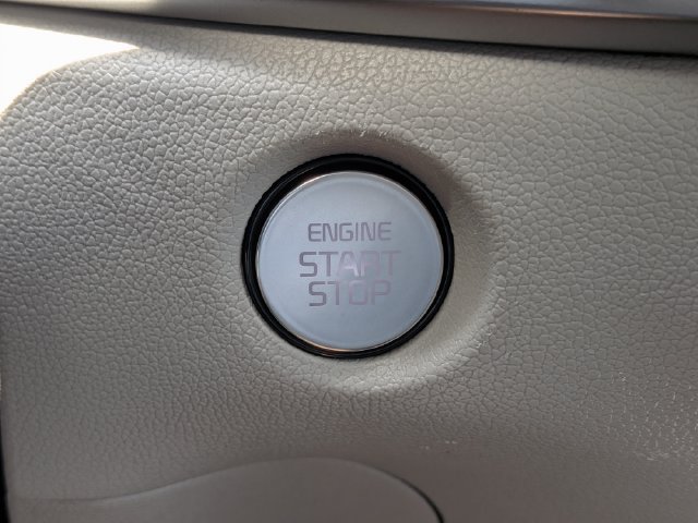 Used 2025 Kia Sorento EX w/ Panoramic Sunroof Package FWD image 28