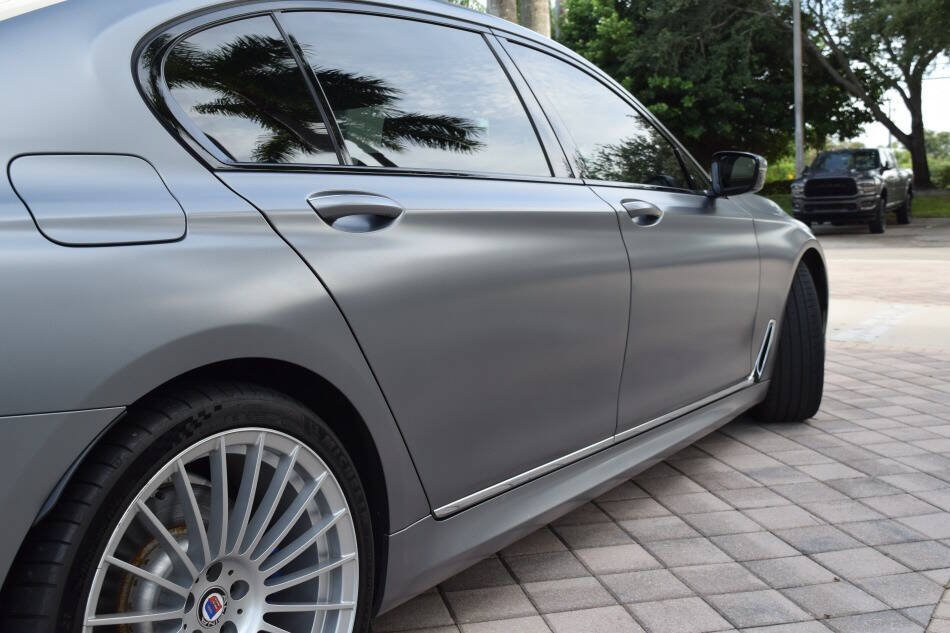 Used 2018 BMW ALPINA B7 xDrive w/ Luxury Rear Seating Package AWD/4WD image 25