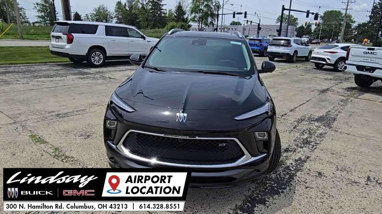 New 2026 Buick Encore GX Sport Touring w/ Advanced Technology Package AWD/4WD image 3