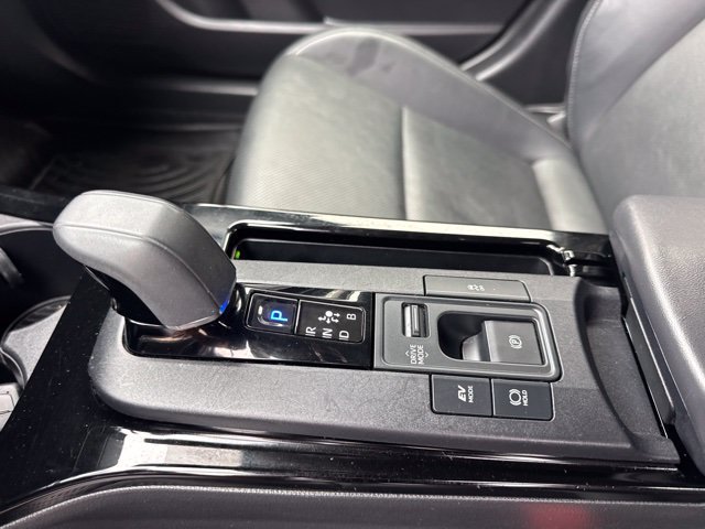 Used 2023 Toyota Prius XLE FWD image 40