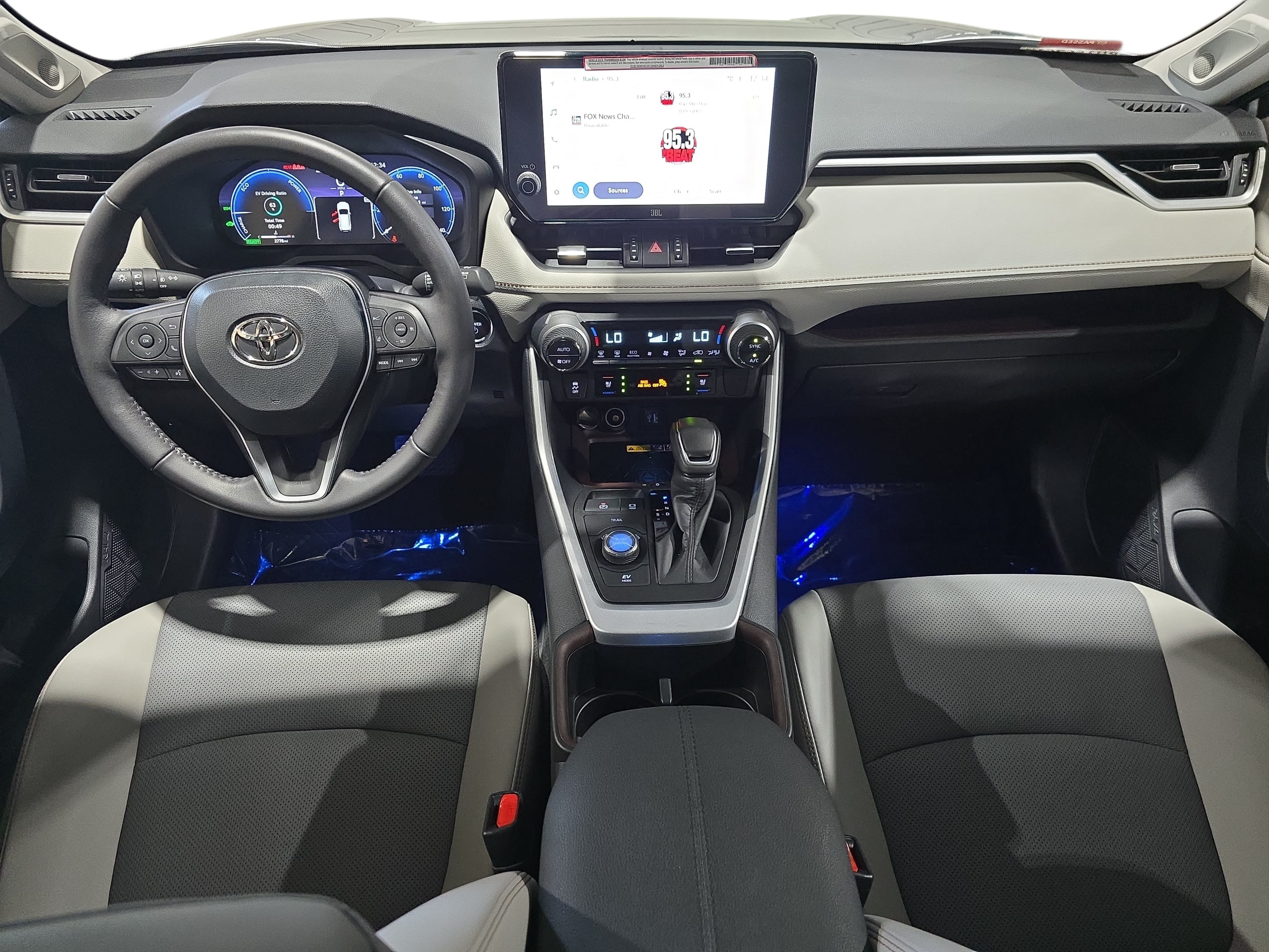 Used 2024 Toyota RAV4 Limited w/ Advanced Technology Package AWD/4WD image 9