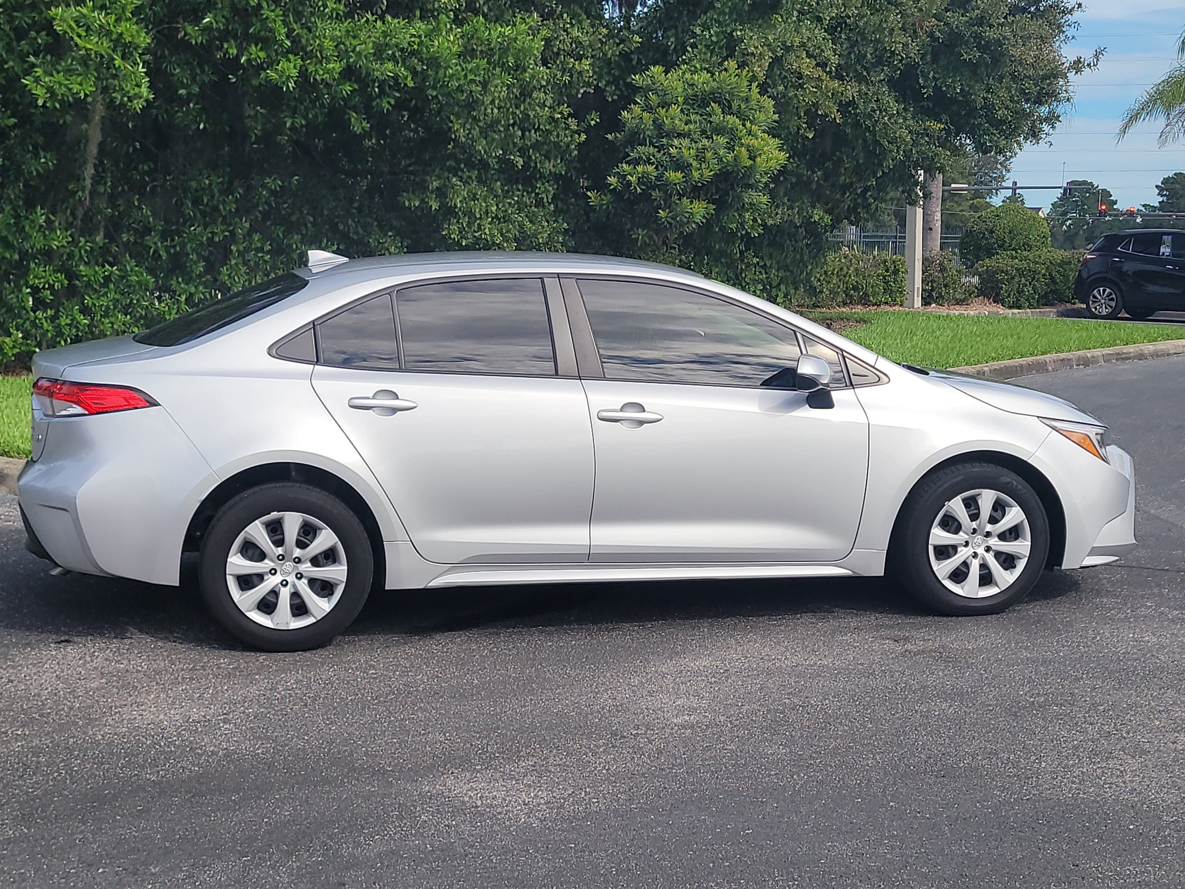 Certified 2024 Toyota Corolla LE FWD image 8