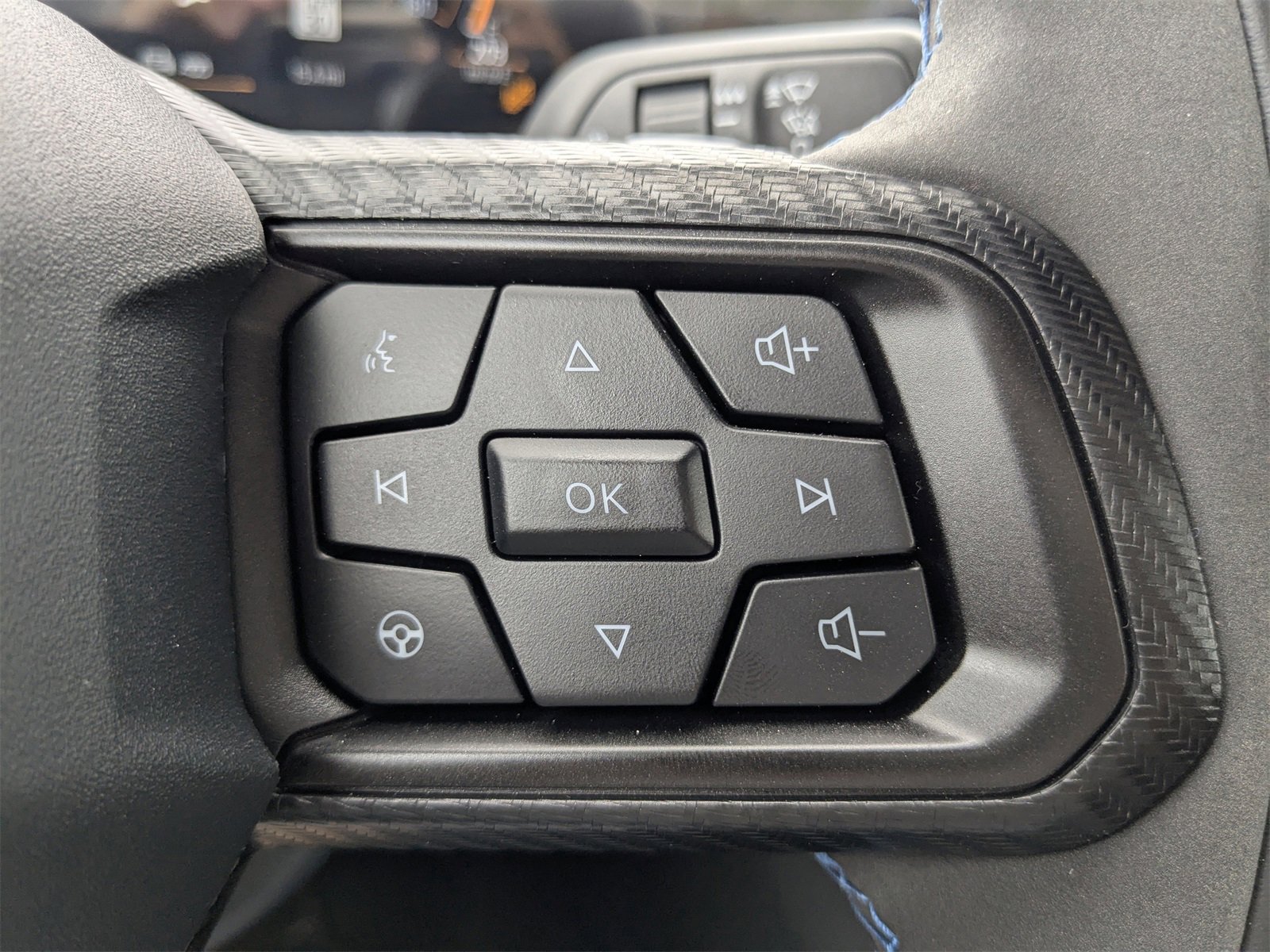 New 2025 Ford Mustang Dark Horse image 6