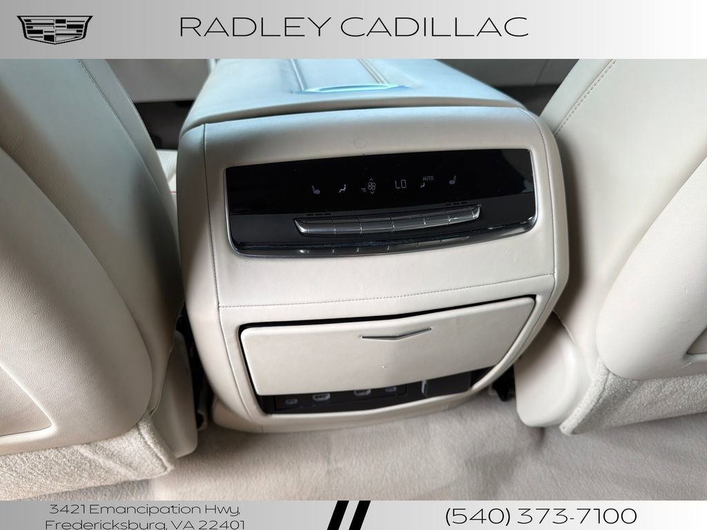 Used 2021 Cadillac Escalade Sport Platinum AWD/4WD image 11