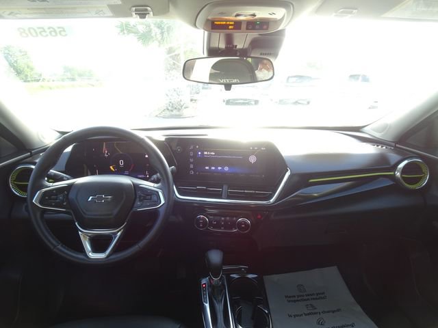 Used 2025 Chevrolet Trax ACTIV w/ Driver Confidence Package FWD image 11