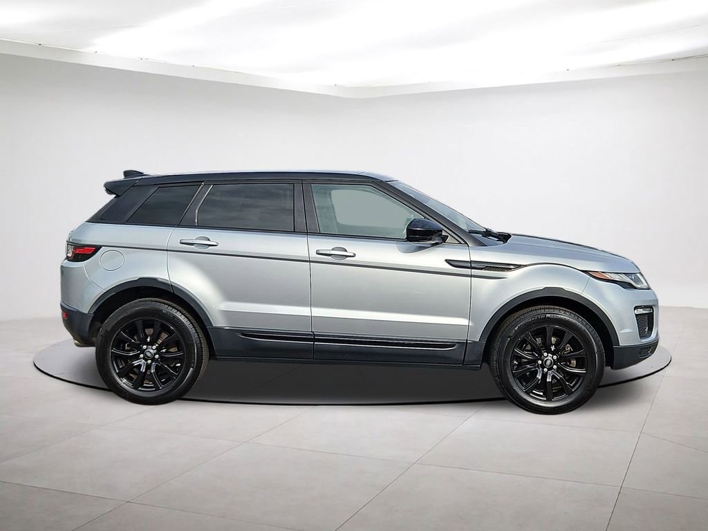 Used 2019 Land Rover Range Rover Evoque image 8