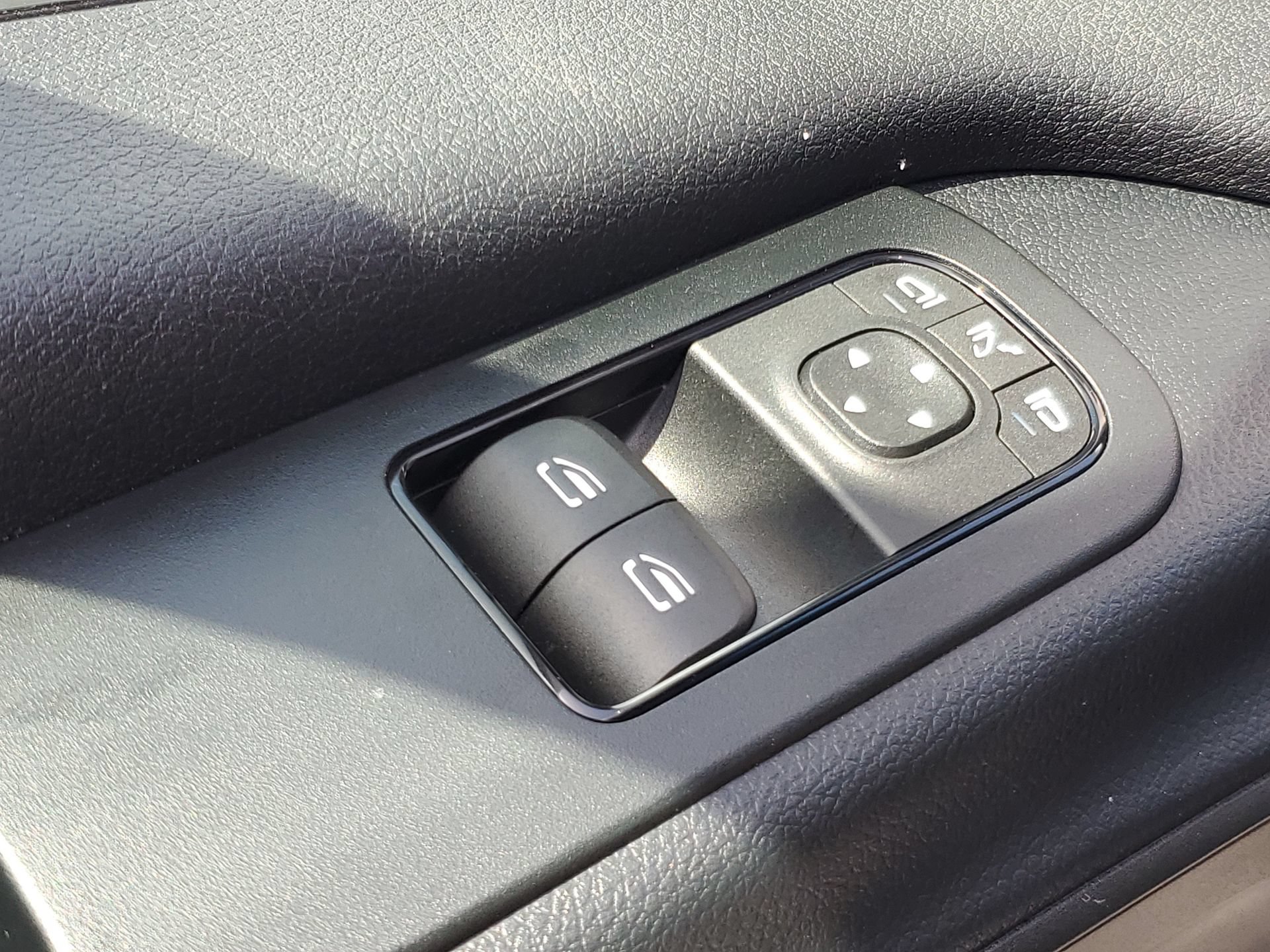 Used 2023 Mercedes-Benz Sprinter 2500 image 10
