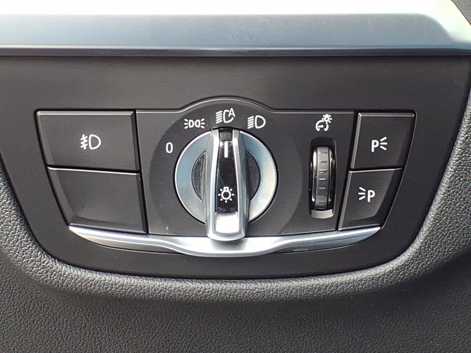 Used 2018 BMW X3 xDrive30i image 10