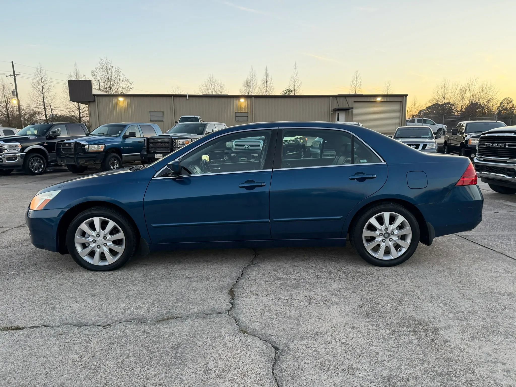 Used 2006 Honda Accord EX-L image 2