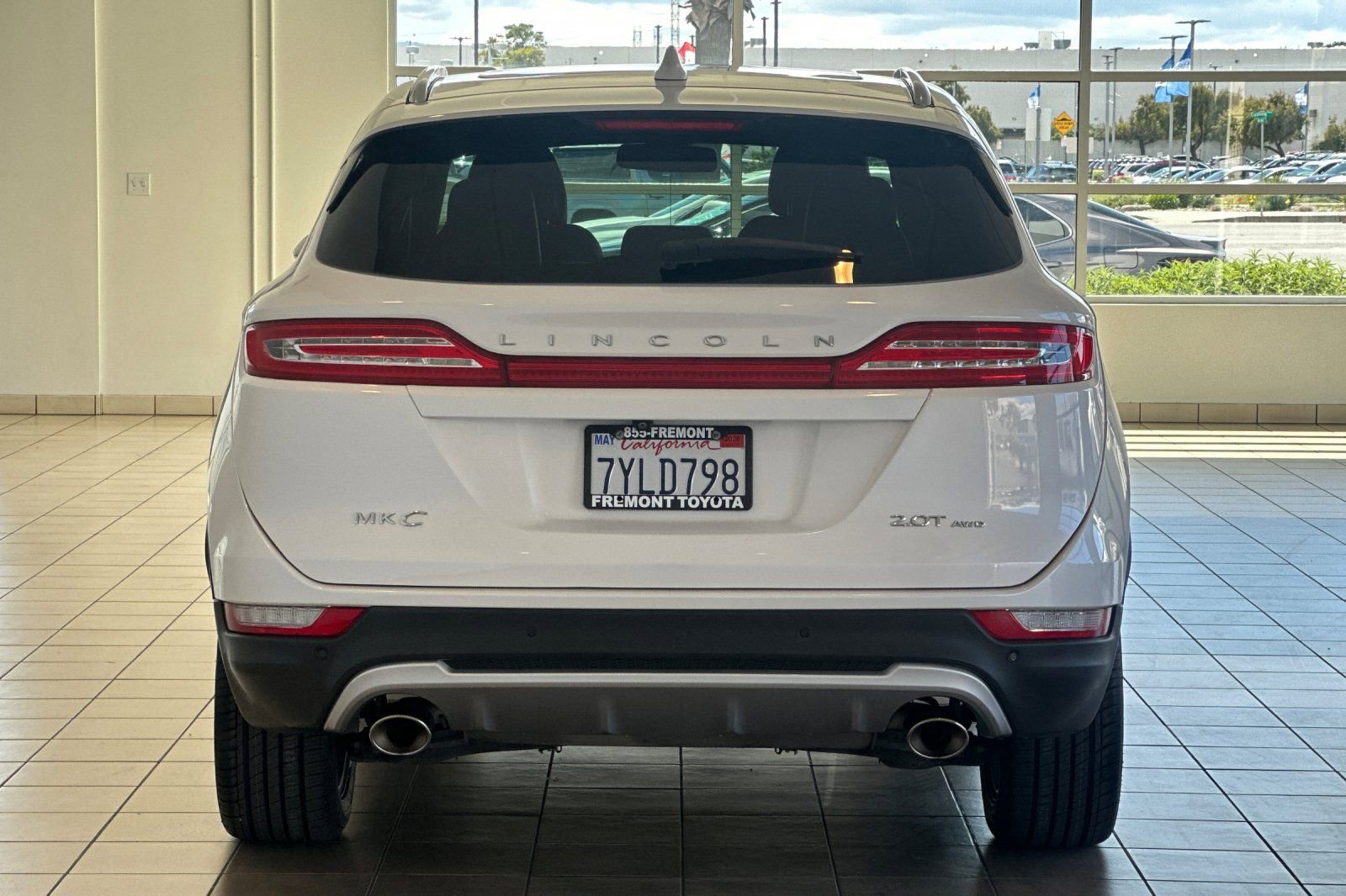 Used 2017 Lincoln MKC Select w/ Select Plus Package image 5