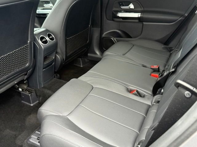 Certified 2021 Mercedes-Benz GLB 250 4MATIC image 20