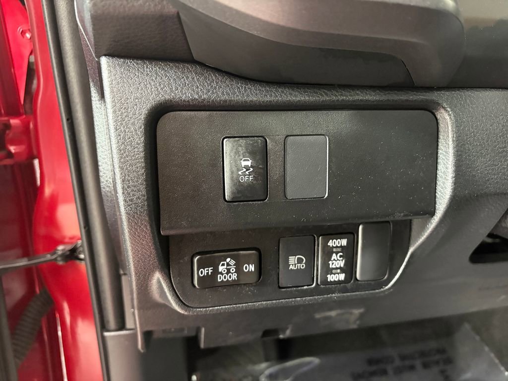 Used 2023 Toyota Tacoma TRD Off-Road w/ Technology Package AWD/4WD image 14