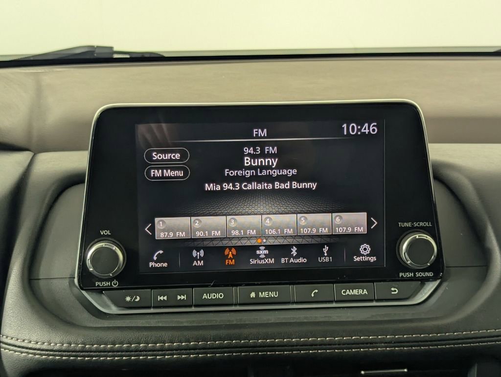 Used 2023 Nissan Rogue SV image 18