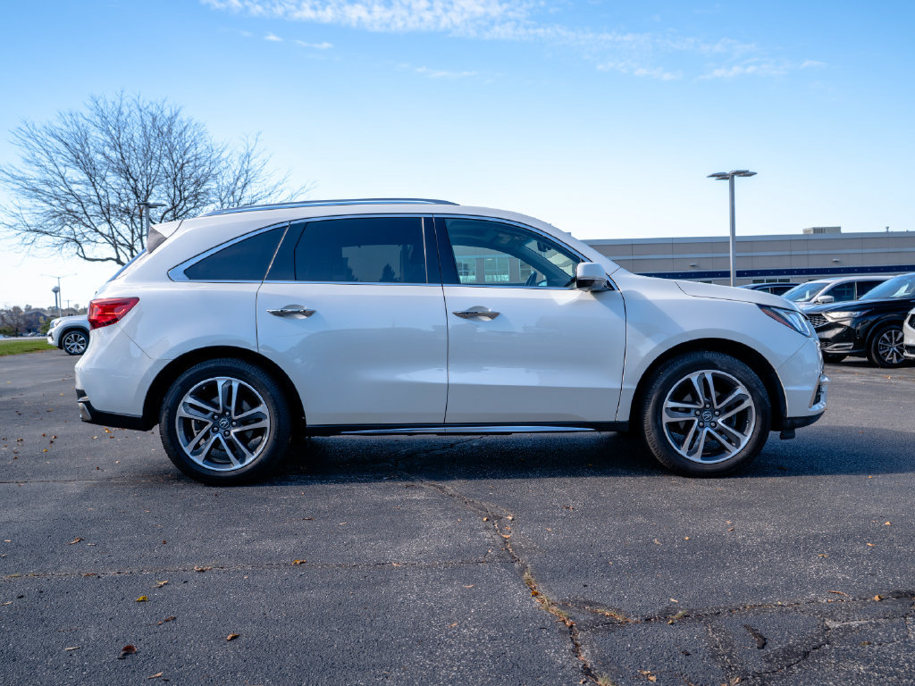 Used 2018 Acura MDX w/ Advance Package AWD/4WD image 18