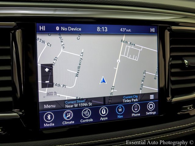 Used 2020 Chrysler Pacifica Limited w/ Advanced Safetytec Group image 16