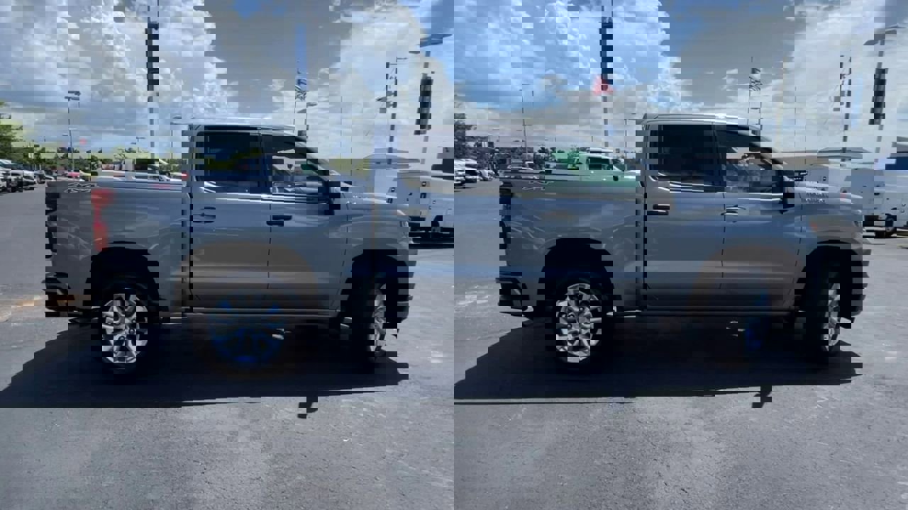 New 2025 Chevrolet Silverado 1500 Custom image 9
