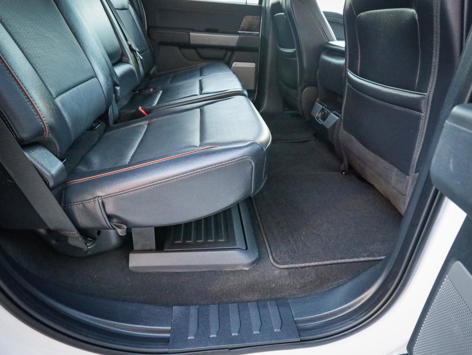 Used 2025 Ford F350 Lariat image 28