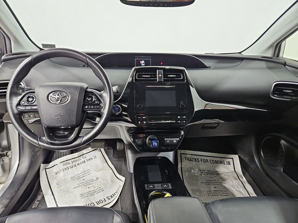Used 2019 Toyota Prius XLE w/ Premium Convenience Package FWD image 12