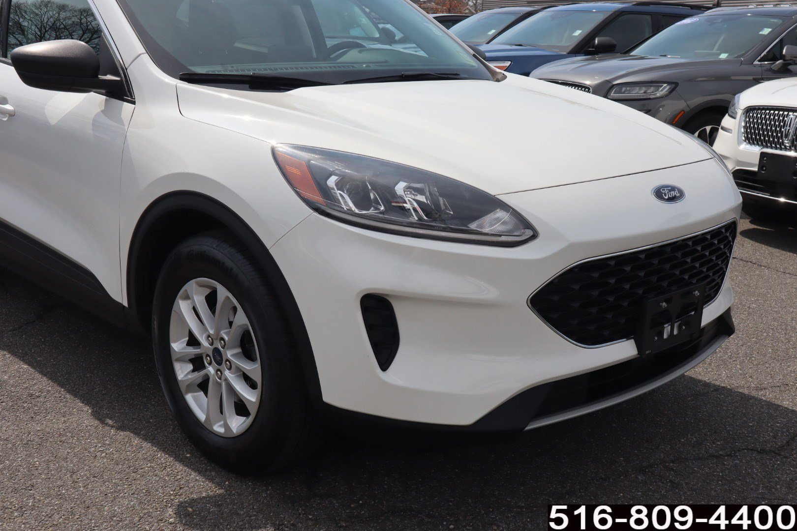 Used 2022 Ford Escape SE w/ Convenience Package image 2