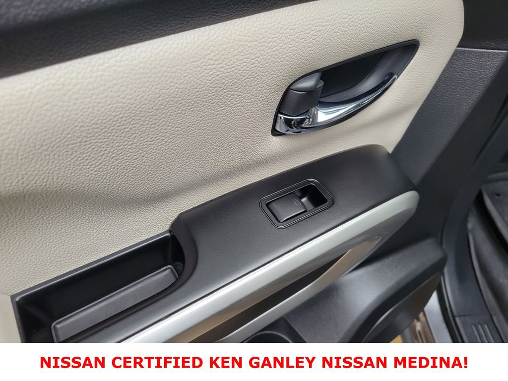 Certified 2024 Nissan Titan SV w/ SV Convenience Package image 42